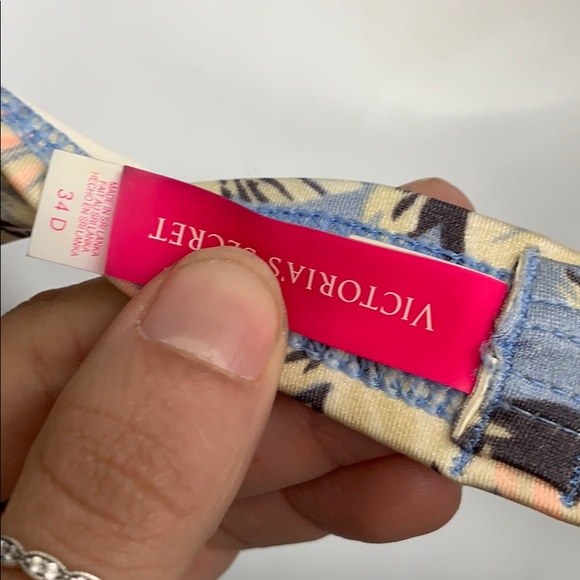 Victoria Secret Bikini Set - Picture 6 of 8